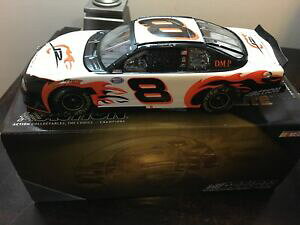 �y���������z�͌^�ԁ@�X�|�[�c�J�[�@�f�C���A���n�[�gjr20038 dmp5004mo�A�N�V�����G���[�g1241dale earnhardt jr 2003 8 dmp dirty mo posse action elite 124 1 of 5004