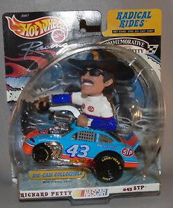 yz͌^ԁ@X|[cJ[@zbgzC[`[hyeB1999 hot wheels radical rides 43 richard petty stp
