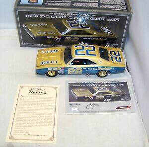 �y���������z�͌^�ԁ@�X�|�[�c�J�[�@124 university racing 196922 rossis dodge charger500bobby allison nib124 university racing 1969 22 rossis dodge charger 50