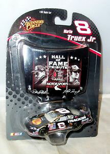 yz͌^ԁ@X|[cJ[@oXvVbvfC[X}[eBWjA164 winners circle 2006 8 bass pro shops 3 days dale race win martin truex jr