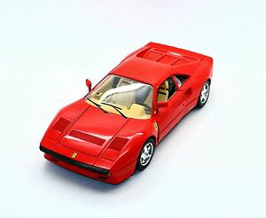 yz͌^ԁ@X|[cJ[@118 1984 bburago ferrai gto