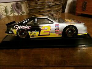 【送料無料】模型車 スポーツカー ウォレスレーシングフォードサンダーバードrusty wallace 25 years of racing 1996 limited edition ford thunderbird
