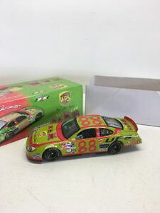yz͌^ԁ@X|[cJ[@ANVfCWbgaction 124 dale jarrett 88 ups toys for tots