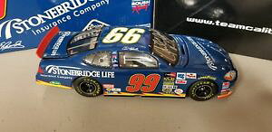 �y���������z�͌^�ԁ@�X�|�[�c�J�[�@�T�C���J�[���G�h���[�Y�V���[�Y���C�tautographed carl edwards 2005 preferred series stonebridge life 124
