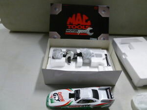 yz͌^ԁ@X|[cJ[@ANVWtH[X}X^Oaction john force castrol 1997 mustang funny car 124