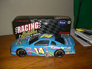 �y���������z�͌^�ԁ@�X�|�[�c�J�[�@���L�b�Y�����e�J�������[�V���O listing124 rcca 14 nascar racing for kids monte carlo 1996