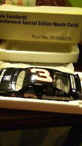 �y���������z�͌^�ԁ@�X�|�[�c�J�[�@�f�C���A�[���n�[�g�����e�J����1996 dale earnhardt sr 3 goodwrench special edition monte carlo part 01393075