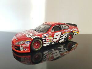 �y���������z�͌^�ԁ@�X�|�[�c�J�[�@�r���G���I�b�g�_�b�W�p���[���X�x�K�X�A�N�V�����A�[�N�J�X�^��bill elliott 2003 dodge power days las vegas red numbers action arc custom 124