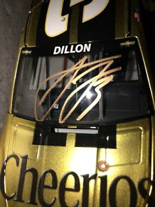 yz͌^ԁ@X|[cJ[@autographedI[XeBfB20153`[IY12424G[g8autographed austin dillon 2015 3 cheerios 124 elite liquid color 8 of 24