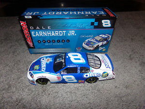�y���������z�͌^�ԁ@�X�|�[�c�J�[�@124dale earnhardt jr oreoritz special paint2006nascar diecast mib124 dale earnhardt jr oreo ritz special paint 2006 nasc