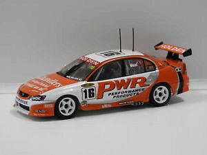 yz͌^ԁ@X|[cJ[@ABz[fRh[I[gA[g143 holden vy commodore pwr pweel 2004 16 auto art 60465