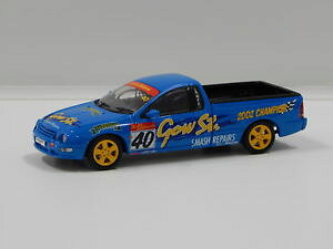 �y���������z�͌^�ԁ@�X�|�[�c�J�[�@�t�H�[�h�K�E�T���t�H�[�h���[�V���O143 ford au xr8 ute gow st ford racing wluff 40 carlectables 43548