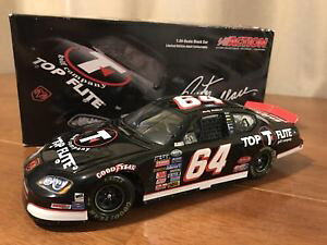 yz͌^ԁ@X|[cJ[@EH[X2005ANV12464gbvSt_bW_CJXgrusty wallace 2005 action 124 64 top flite golf dodge charger diecast