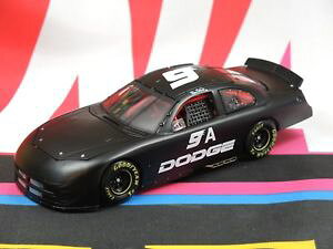 yz͌^ԁ@X|[cJ[@rGIbg_bWeXgJ[bill elliott 9 dodge test car 2001 124