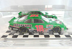 �y���������z�͌^�ԁ@�X�|�[�c�J�[�@�{�r�[���{���e�O�����v�����A�N�V����signed bobby labonte 2001 grand prix 18 interstate batteries action 124