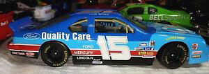 yz͌^ԁ@X|[cJ[@[VOXs[h_CJXgvtg racing collectible 15 lake speed taurus quality care nascar diecast 124