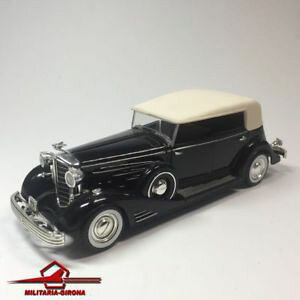 【送料無料】模型車 スポーツカー キャデラックフリートウッドシグネチャーモデルスケールボックス1933 cadillac fleetwood signature models 132 scale no box