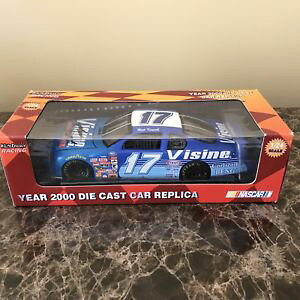 �y���������z�͌^�ԁ@�X�|�[�c�J�[�@�z���C�g�i�b�N�����[�V���O���J�[�}�b�g