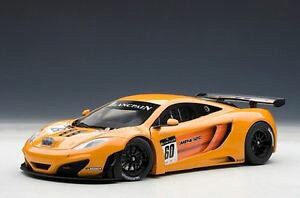�y���������z�͌^�ԁ@�X�|�[�c�J�[�@�}�N���[�����O�A�e�}���v���[���e�[�V����autoart 81340 mclaren 12c gt3 presentation car 2011