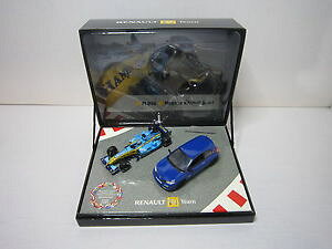 【送料無料】模型車 スポーツカー ユニバーサルルノーメガーヌヌフdv6868 universal hobbies uh 143 boxed renault megane rs f1 r26 2006 etat neuf