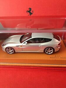 �y���������z�͌^�ԁ@�X�|�[�c�J�[�@�t�F���[���f�B�[���[���f��ferrari ff 143 mr 143 no bbr looksmart dealer model
