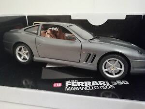 【送料無料】模型車 スポーツカー フェラーリ550 maranello1996ブラーゴ1183044car boxed in boxferrari 550 maranello 1996 burago 118 ref 3044 car boxed in box