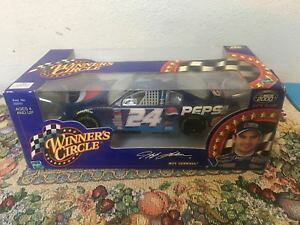 【送料無料】模型車 スポーツカー ボックスジェフゴードンスケール in boxjeff gordon winners circle124 scale 56937nascar 2000 racecar