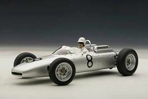 【送料無料】模型車 スポーツカー ポルシェチョニュルブルクリンク#ドライバードイツporsche 804 f1 jo bonnier nurburgring 1962 8 driver german gp limited 118
