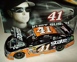 yz͌^ԁ@X|[cJ[@NgubVq[^[V{[CIl_CJXgkurt busch 2015 state water heaters 41 chevy ss 124 lionel nascar diecast
