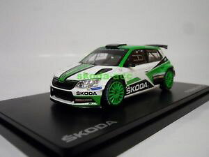 yz͌^ԁ@X|[cJ[@abrexXR[_fabia iii r5V[2017143 000099300bfabrex skoda fabia iii r5 show car 2017 143 000099300bf