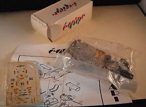 【送料無料】模型車 スポーツカー フェラーリボックスキット listingequipe ferrari f 312 t2 77 in box kit 143