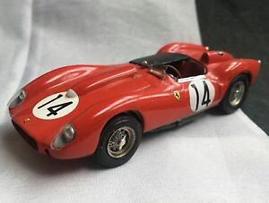 �y���������z�͌^�ԁ@�X�|�[�c�J�[�@�t�F���[�����}���z���C�g���^��precision minatures 143 hand built ferrari 250 tr le mans 1958 win white metal