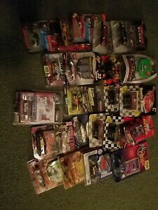 �y���������z�͌^�ԁ@�X�|�[�c�J�[�@���b�g�P�[�X�h���C�onascar lot 164there are 22 cars all in case all 1 64 ranges for drivers