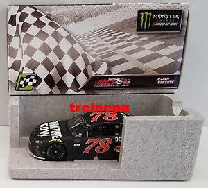 yz͌^ԁ@X|[cJ[@}[eBWjAgLXO[Xmartin truex jr 2017 lionel 78 furniture row watkins glen raced win 124 free