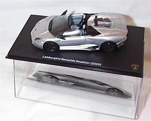 yz͌^ԁ@X|[cJ[@{M[j[hX^[Vo[XP[lamborghini reventon roadster 2009 in silver 143 scale in case