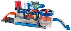 �y���������z�͌^�ԁ@�X�|�[�c�J�[�@�z�b�g�z�C�[���V�e�B���K�_�C�J�X�g�~�jhot wheels ftb66 city mega car wash connectable play set with diecast and mini t