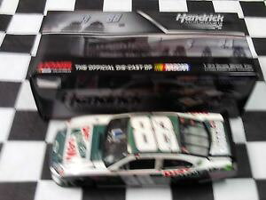 【送料無料】模型車 スポーツカー デイルアーンハートジュニア#ダイエットマウンテンデューレトロアクションdale earnhardt jr 88 diet mountain dew retro 2011 124 action nascar flashcoat