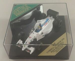 yz͌^ԁ@X|[cJ[@f11201olivier panisheritage collection f1 car, formula 1 car 201 olivier panis