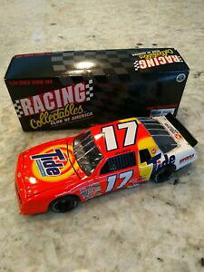�y���������z�͌^�ԁ@�X�|�[�c�J�[�@���[�V���O�O�b�Y�������e�J����racing collectables 17 darrell waltrip tide monte carlo