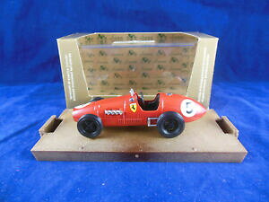 yz͌^ԁ@X|[cJ[@bh[VOXP[tF[brumm r44 1952 ferrari 500 f2 in red hp 180 racing 5 143 scale