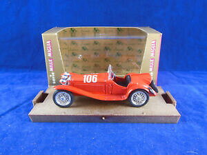 yz͌^ԁ@X|[cJ[@At@I[VOXP[brumm r78 1932 alfa romeo 2300 in red hp 142 racing 106 scale 143