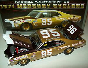 yz͌^ԁ@X|[cJ[@TCNdarrell waltrip 1971 mercury cyclone 95 terminal transport 124 nascar legends