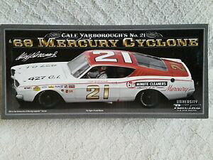 yz͌^ԁ@X|[cJ[@TCN[VOTC124 c yarborough 21 1968 mercury cyclone univ of racing legends autographed