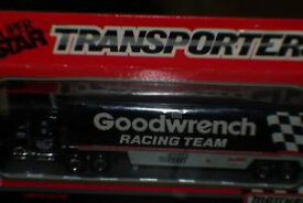 【送料無料】模型車　スポーツカー　matchbox 1989dale earnhardt signature on cab transporter haulerrare mibmatchbox 1989 dale earnhardt signature on cab trans