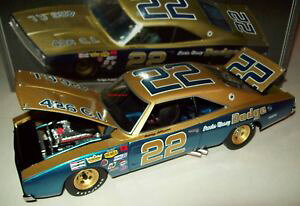 yz͌^ԁ@X|[cJ[@{r[A\_bW`[W[ubNX}bV[[VObobby allison 1969 dodge charger 500 22 brooks massey 124 racing legends