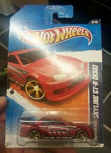�y���������z�͌^�ԁ@�X�|�[�c�J�[�@�z�b�gnissan skyline gtr r32nightburnerz 11hot wheels nissan skyline gtr r32 red nightburnerz 11