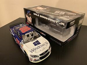 �y���������z�͌^�ԁ@�X�|�[�c�J�[�@2015�f�C���A���n�[�gjr�}�C�N���\�t�g�E�B���h�E�Y�_�C�J�X�g124 nascar�T�C��2015 dale earnhardt jr microsoft windows autographed 124 nascar diecast