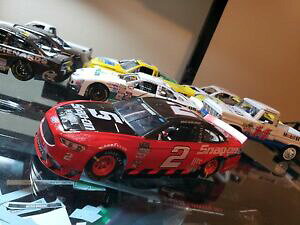 yz͌^ԁ@X|[cJ[@_CJXg1242018ubhkeselowskiXibv2018 brad keselowski snap on fusion custom 124 diecast