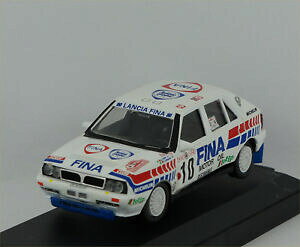 �y���������z�͌^�ԁ@�X�|�[�c�J�[�@�����`�A�f���^vitesse lancia delta hf integrale 16v fina totip 36sm63 dario cerrato amp; gcerri