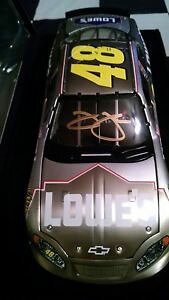 【送料無料】模型車 スポーツカー 2003ジミージョンソンgold48ロウ1148エリート124サイン2003 jimmie johnson gold autographed 48 lowes 1148 elite 124